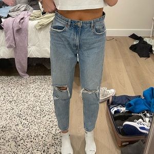 Distressed light blue Zara jeans size 8